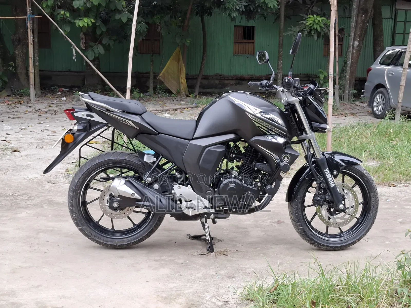 ইয়ামাহা এফজেডএস ভি২ ২০২৬ কালো