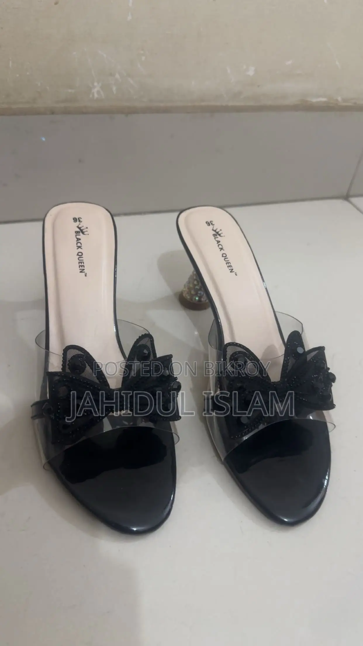 Shoes sell