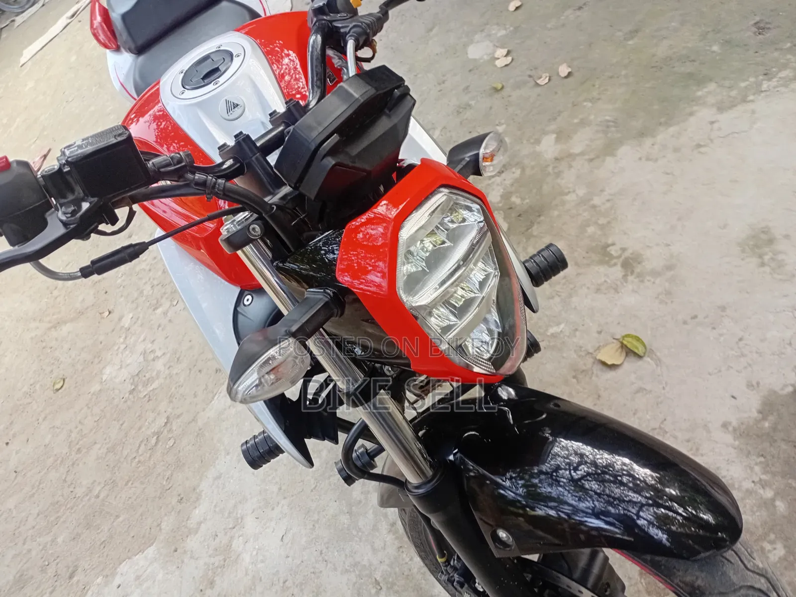 Suzuki Gixxer 2024 Orange