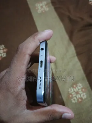 রিয়েলমি 128 জিবি