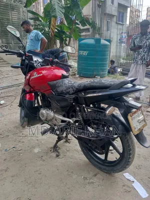 বাজাজ পালসার ১৫০ ২০১৪ রেড