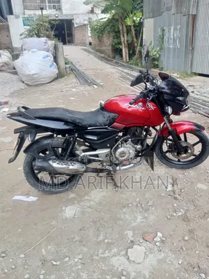 বাজাজ পালসার ১৫০ ২০১৪ রেড