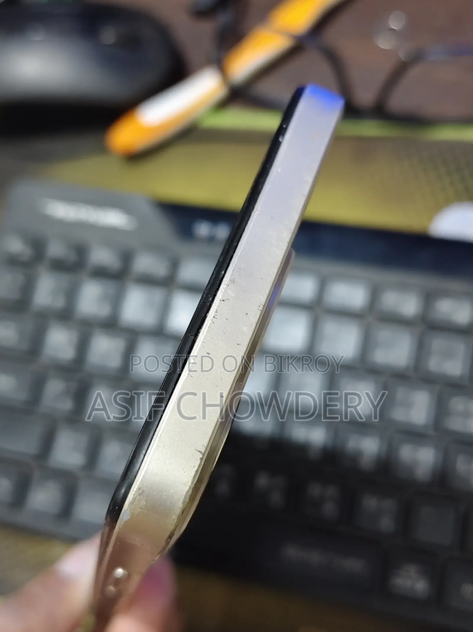 রিয়েলমি সি৬১ ১২৮ জিবি ব্রোঞ্জ