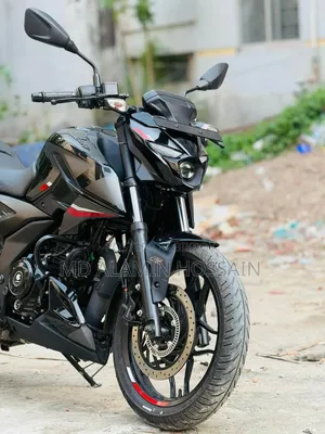 বাজাজ পালসার এন১৬০ ২০২৩ কালো
