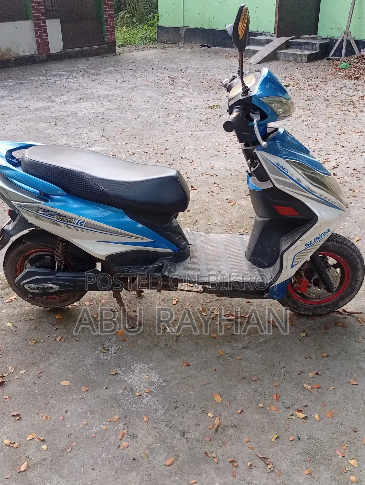 বীর সান রা ইএম-১০ ২০২৪ ব্লু