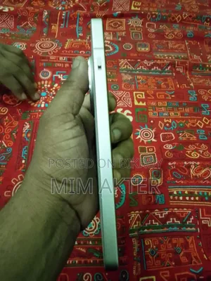 ওয়ানপ্লাস ১৩আর ৫১২ জিবি হোয়াইট