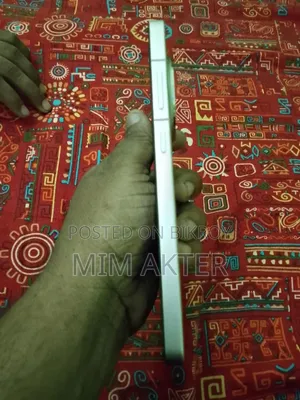 ওয়ানপ্লাস ১৩আর ৫১২ জিবি হোয়াইট