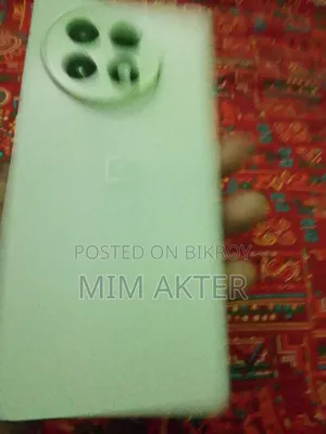 ওয়ানপ্লাস ১৩আর ৫১২ জিবি হোয়াইট