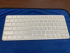 Apple Keyboard