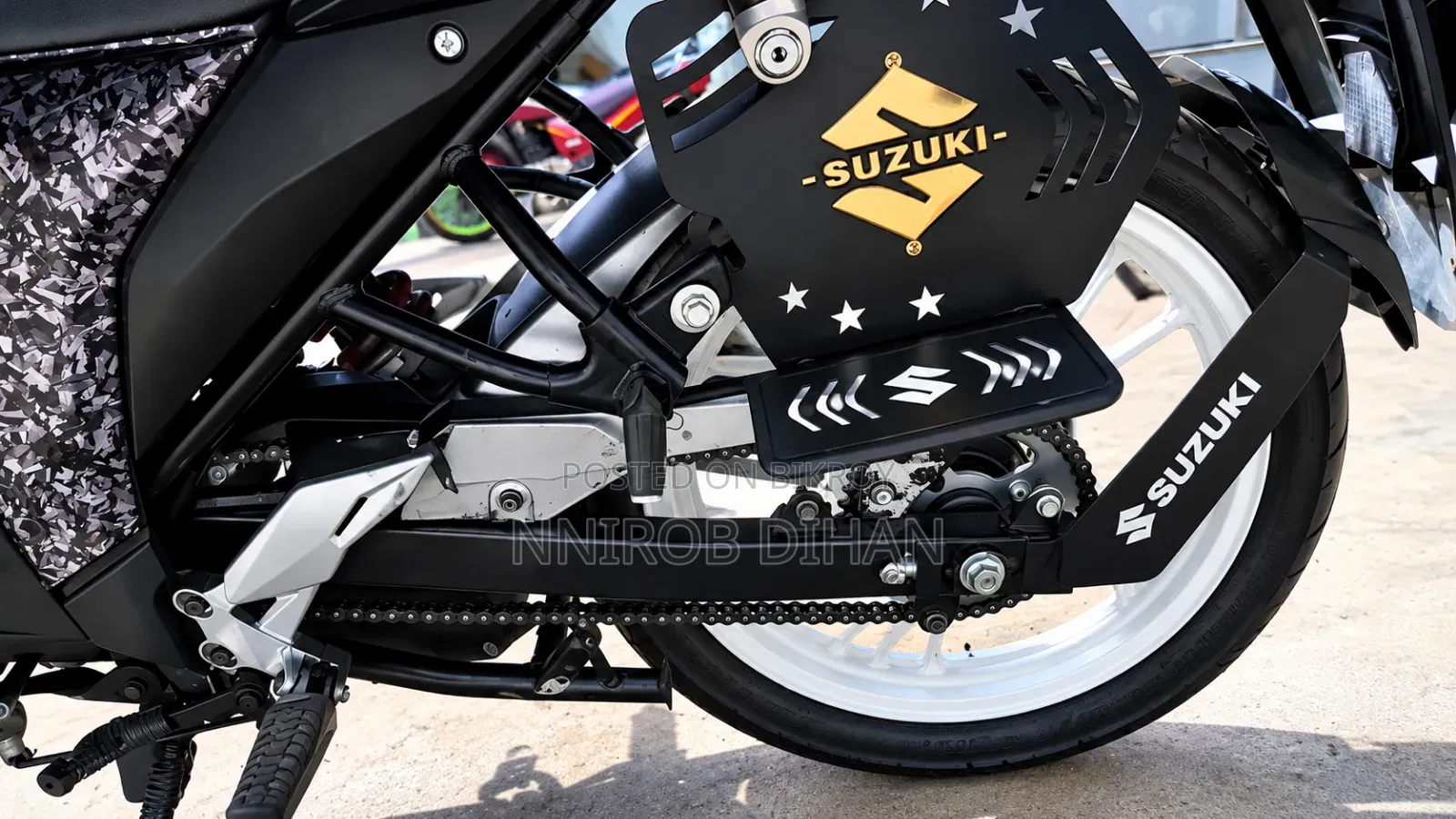 Suzuki Gixxer 2016 White