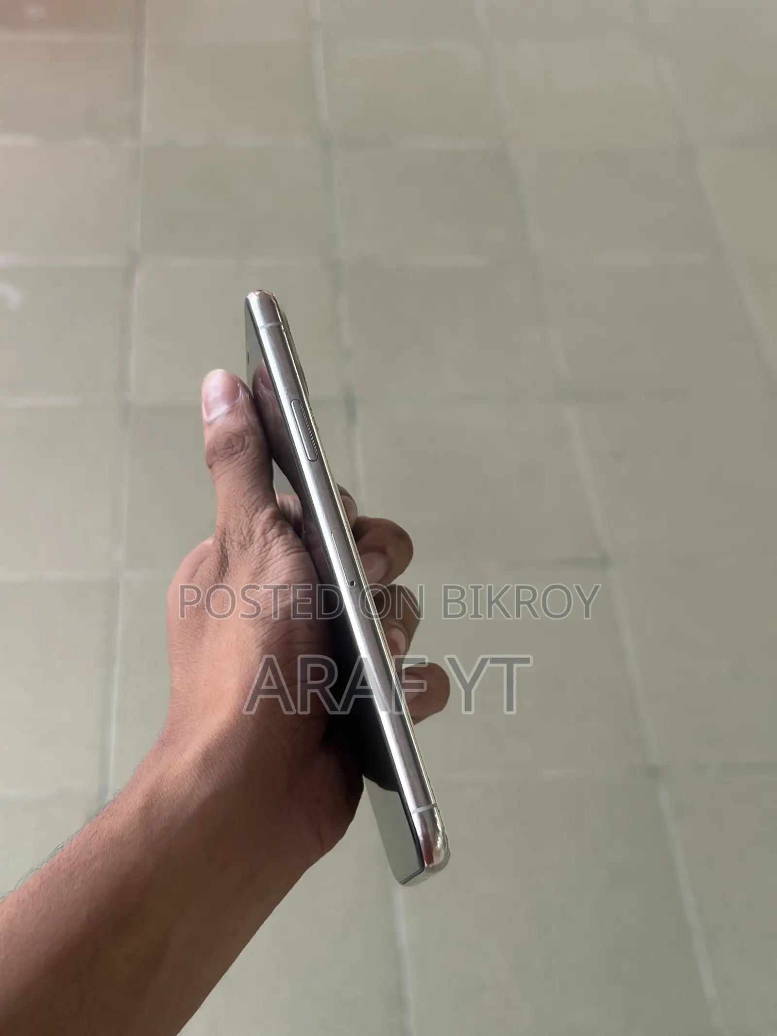 অ্যাপল আইফোন ১১ প্রো ম্যাক্স ৬৪ জিবি হোয়াইট