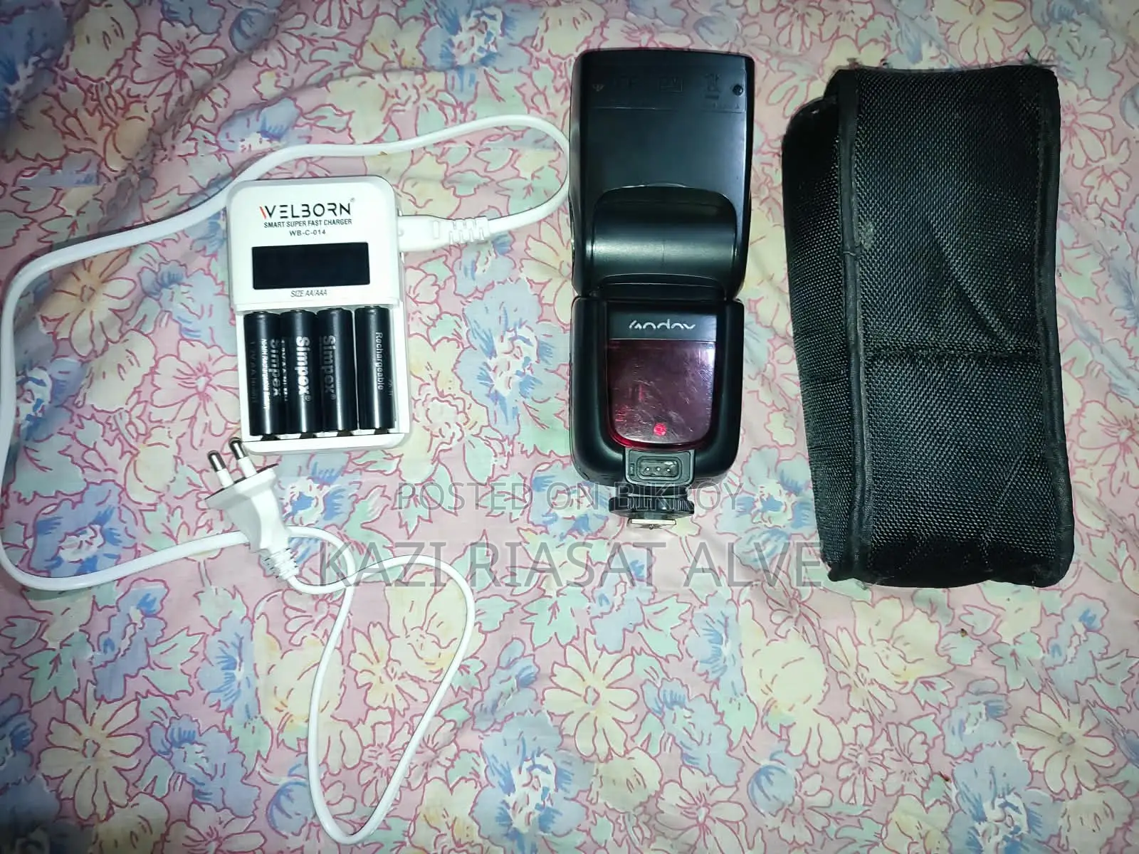 Godox TT600 Flash With Simpex Battery & Welborn Charger