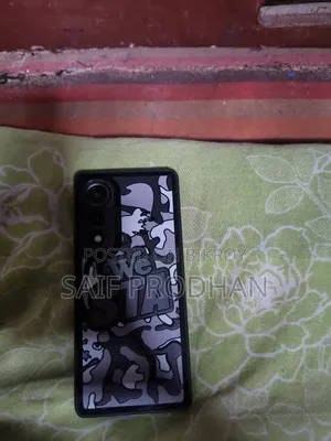 Tecno Pova Curve 256 GB Black
