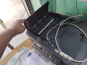 Brother DCP-T720dw Adf