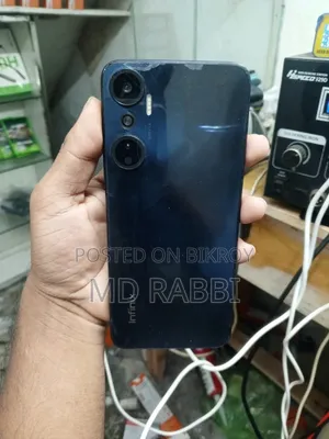 ইনফিনিক্স হট কুড়ি ১২৮ জিবি