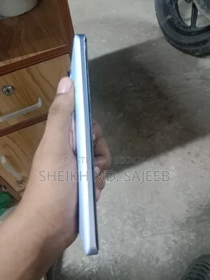 শাওমি রেডমি নোট ১৩ প্রো ৫জি ২৫৬ জিবি হোয়াইট