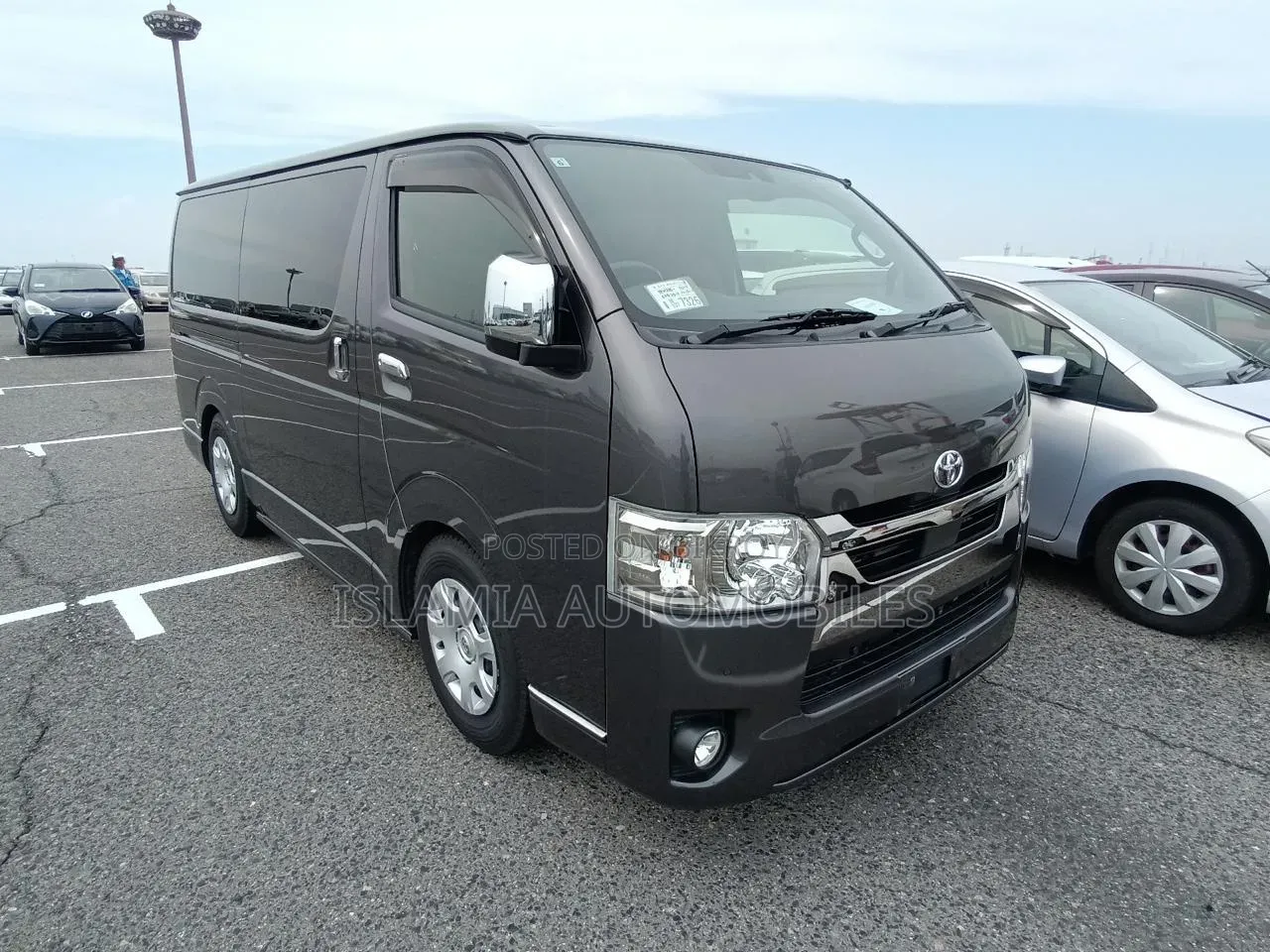 Toyota HiAce 2021 Grey