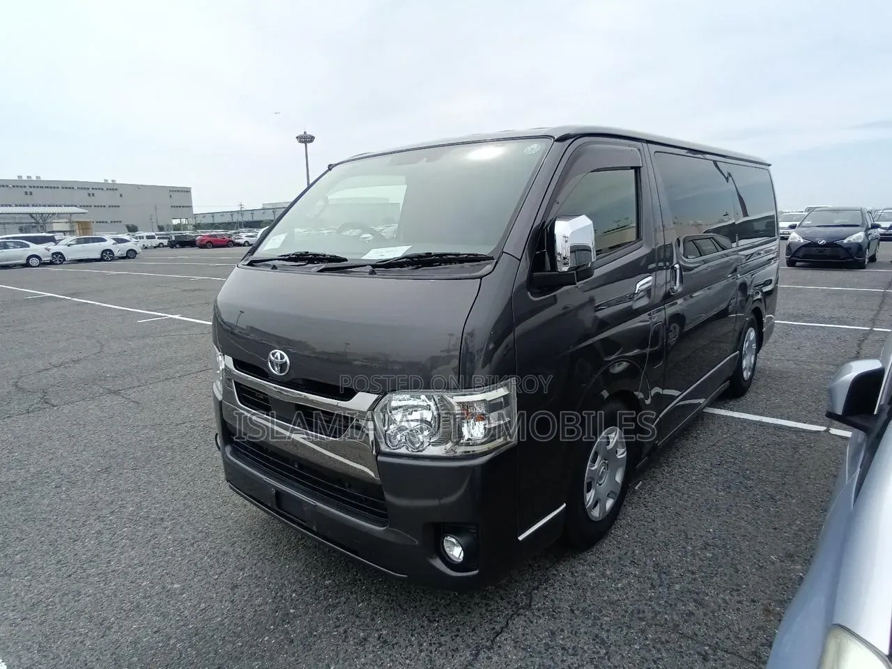 Toyota HiAce 2021 Grey
