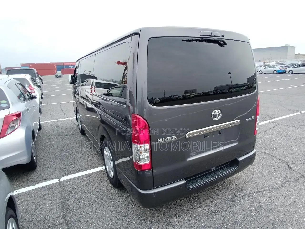Toyota HiAce 2021 Grey