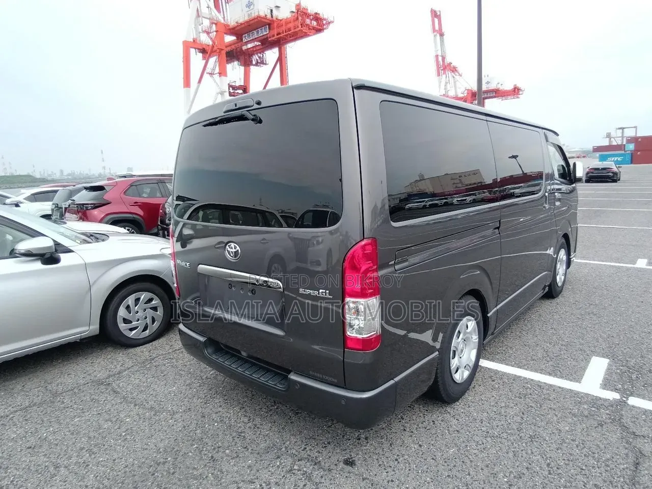 Toyota HiAce 2021 Grey