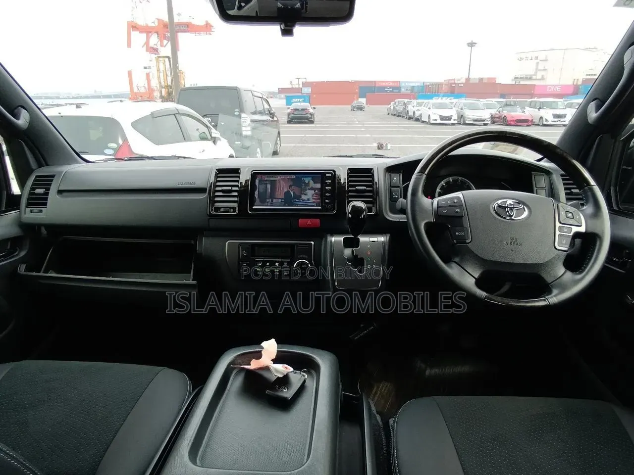 Toyota HiAce 2021 Grey