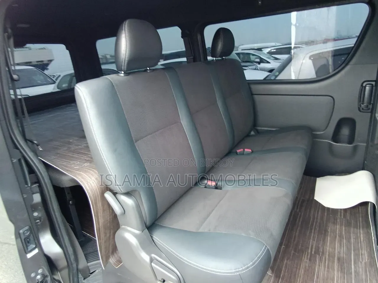 Toyota HiAce 2021 Grey