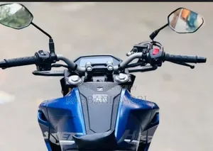 Honda Hornet 2.0 2025 Blue