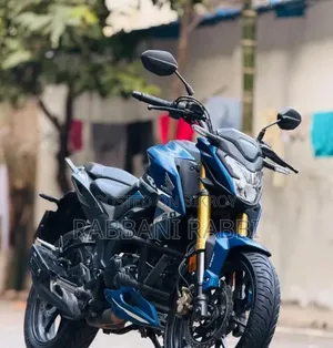 Honda Hornet 2.0 2025 Blue