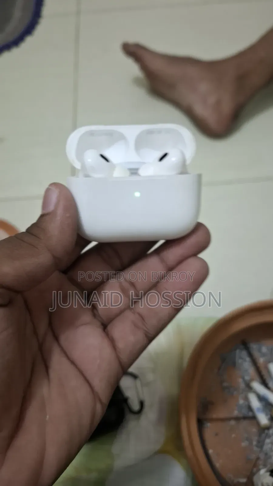 Apple AirPods Pro..