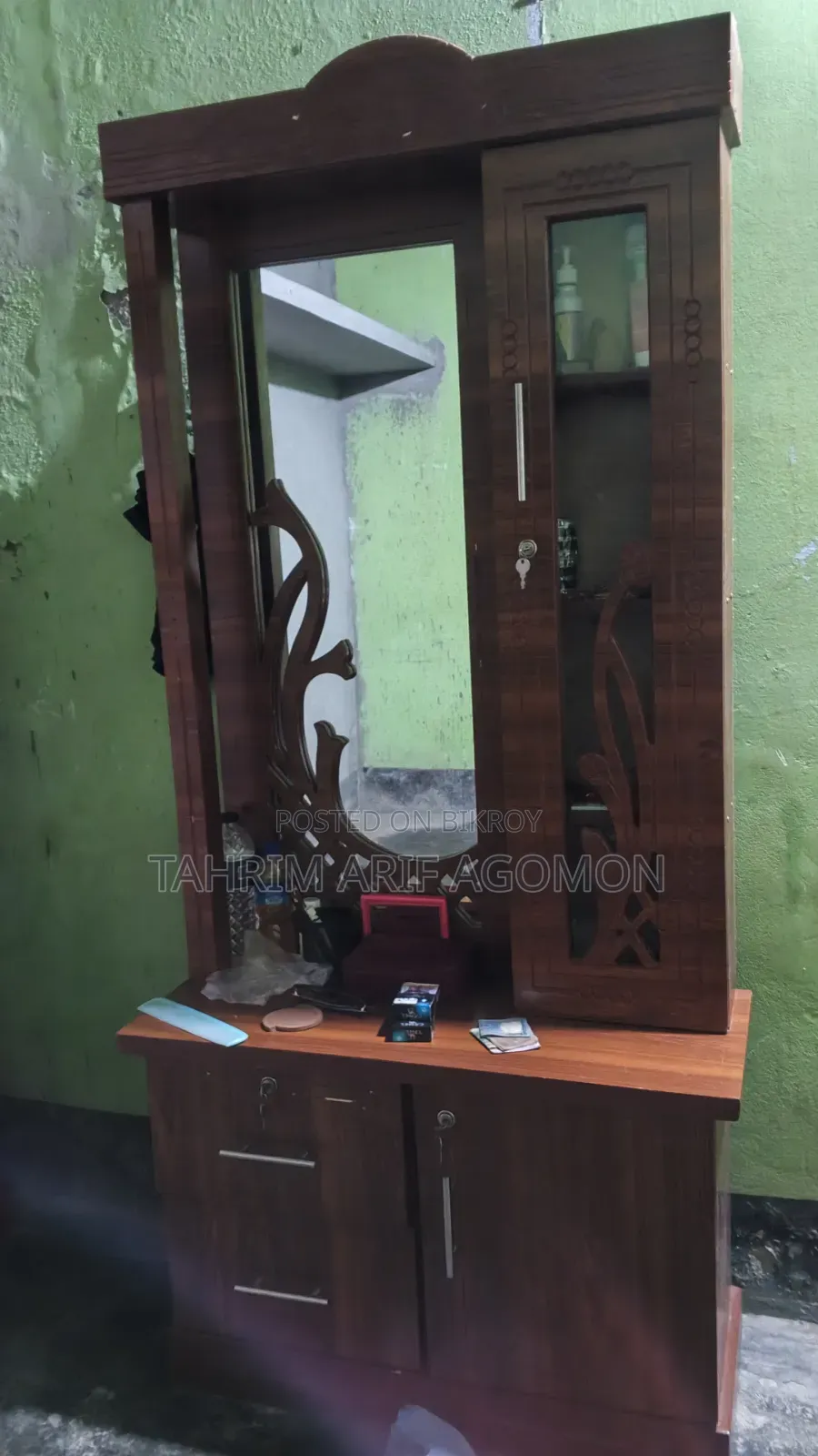 Dressing Table