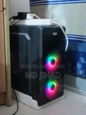 Desktop Computer MSI 8GB AMD Ryzen 5 SSD 256GB