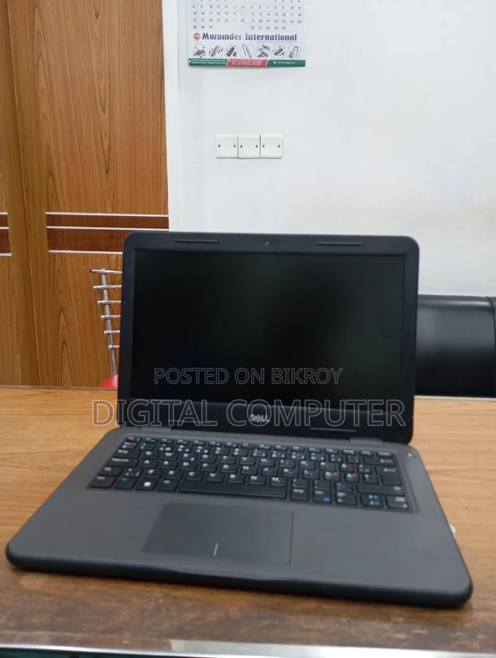 ল্যাপটপ ডেল ল্যাটিটিউড ৩৩১১০ ৮জিবি ইন্টেল কোর আই৩ এসএসডি ২৫৬জিবি
