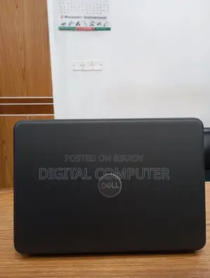 ল্যাপটপ ডেল ল্যাটিটিউড ৩৩১১০ ৮জিবি ইন্টেল কোর আই৩ এসএসডি ২৫৬জিবি