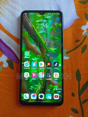 Vivo Y18 128 GB White