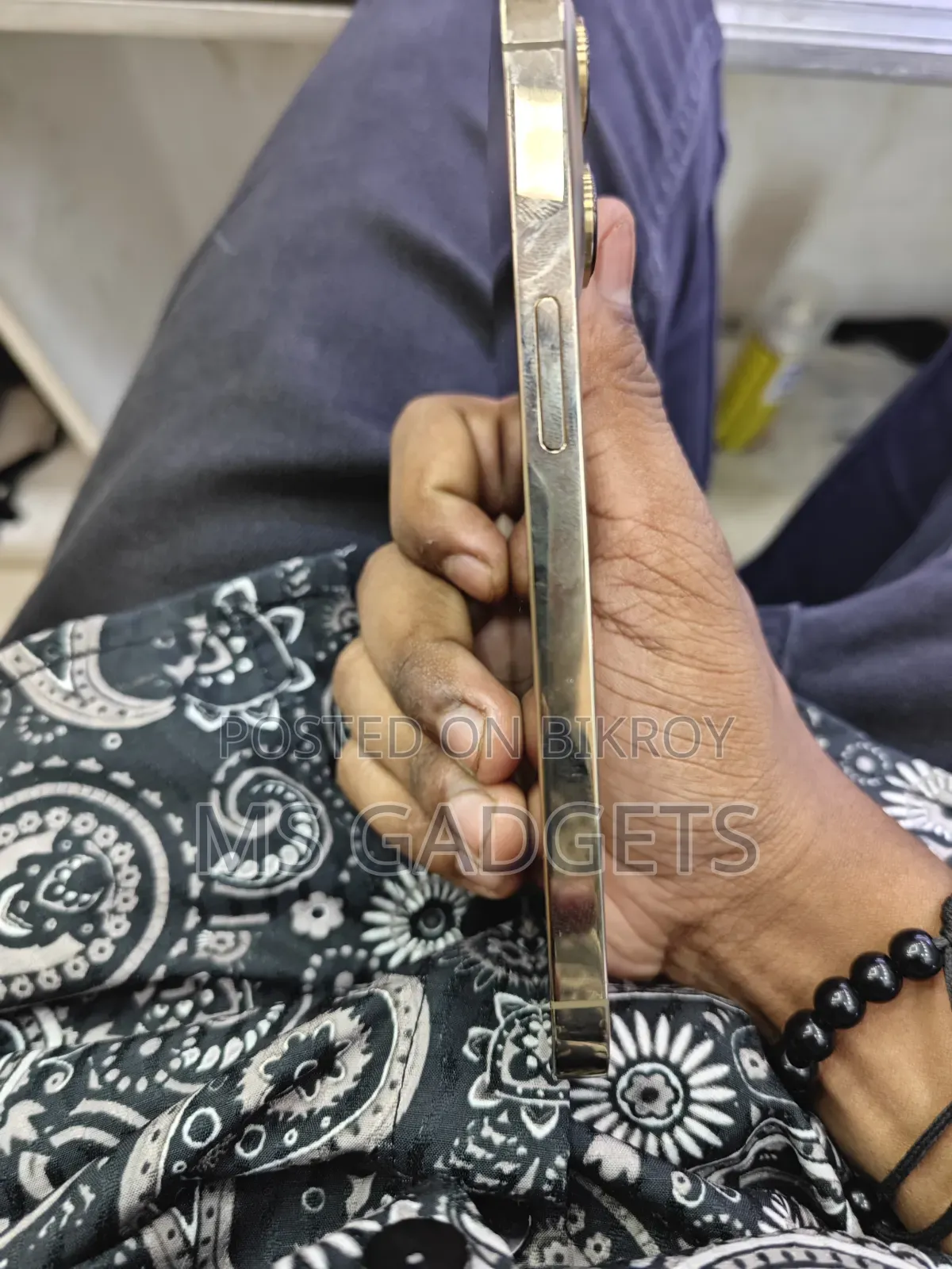 অ্যাপল আইফোন ১৩ প্রো ১২৮ জিবি গোল্ড