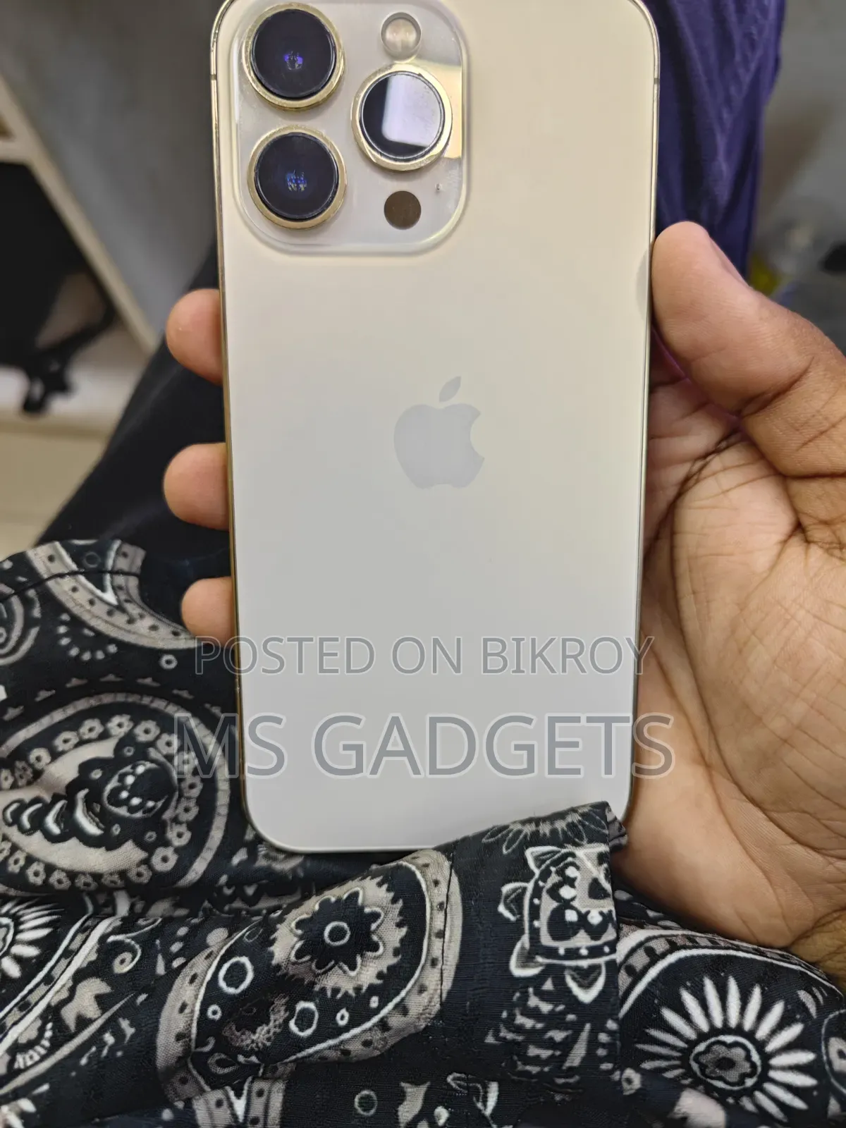 অ্যাপল আইফোন ১৩ প্রো ১২৮ জিবি গোল্ড