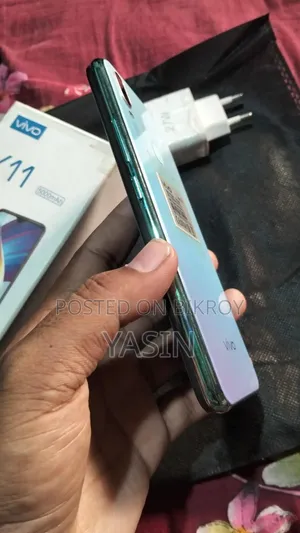 Vivo Y11 32 GB Gray