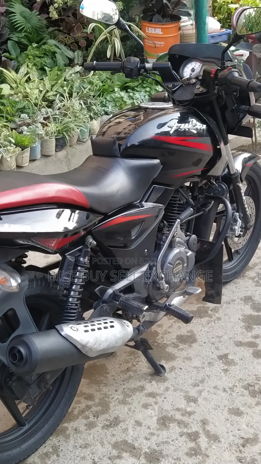 Bajaj Pulsar 150 2018 Black
