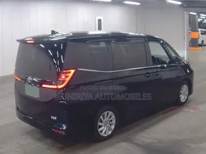 টয়োটা নোহা ২০২২ ব্ল্যাক