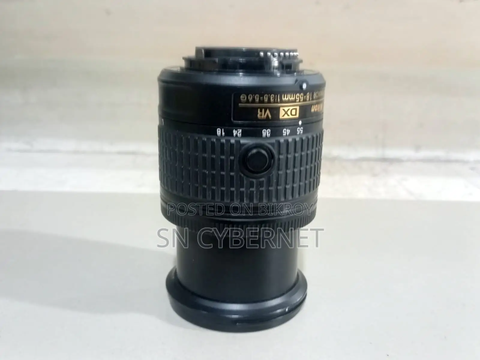 Nikon D3400 Zoom Lens (18-55mm F/3.5-5.6) for Sale