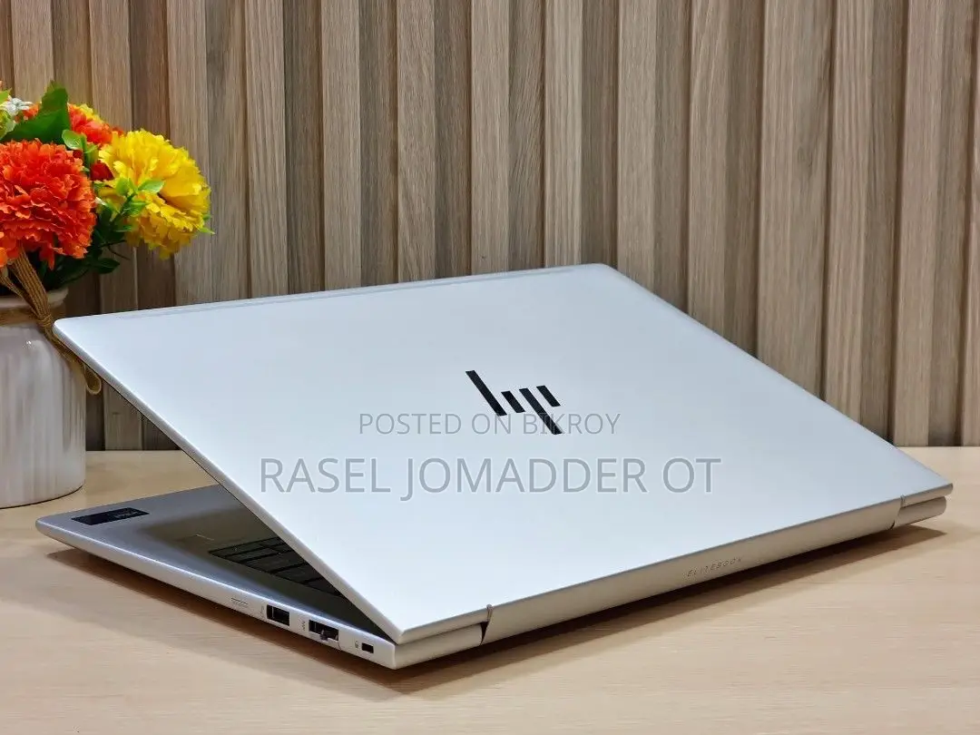 HP Laptop 8GB AMD Ryzen SSD 512GB