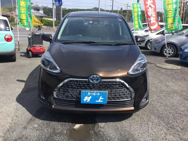 Toyota Sienta 2021 Pearl