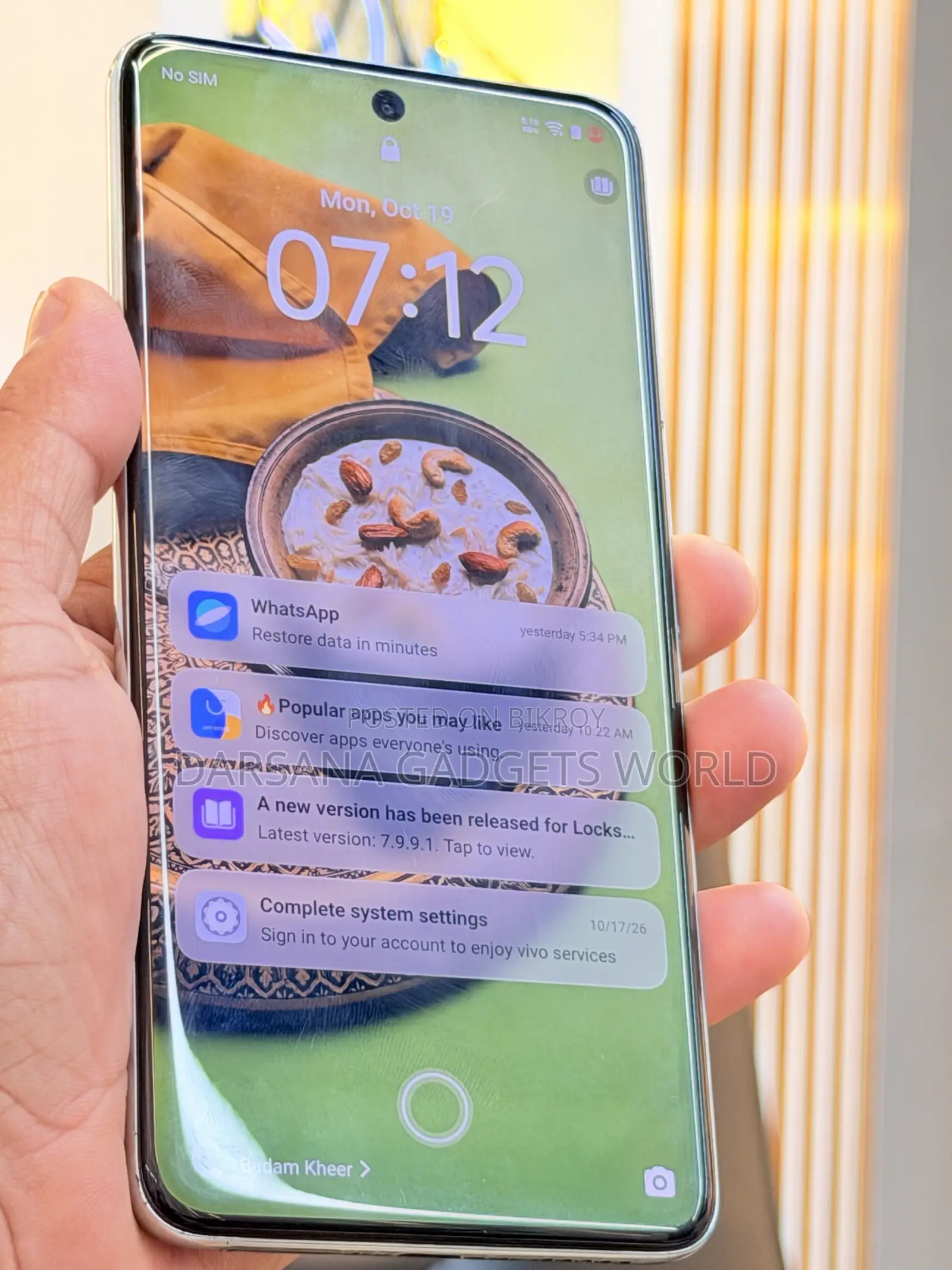 Vivo V50e 128 GB Silver
