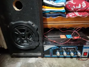 Amplifier With Sound Box