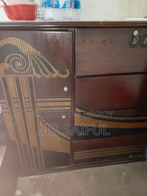 ওয়ারড্রব মালয়েশিয়ান বোর্ডের