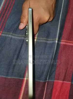 Itel S25 128 GB Gold