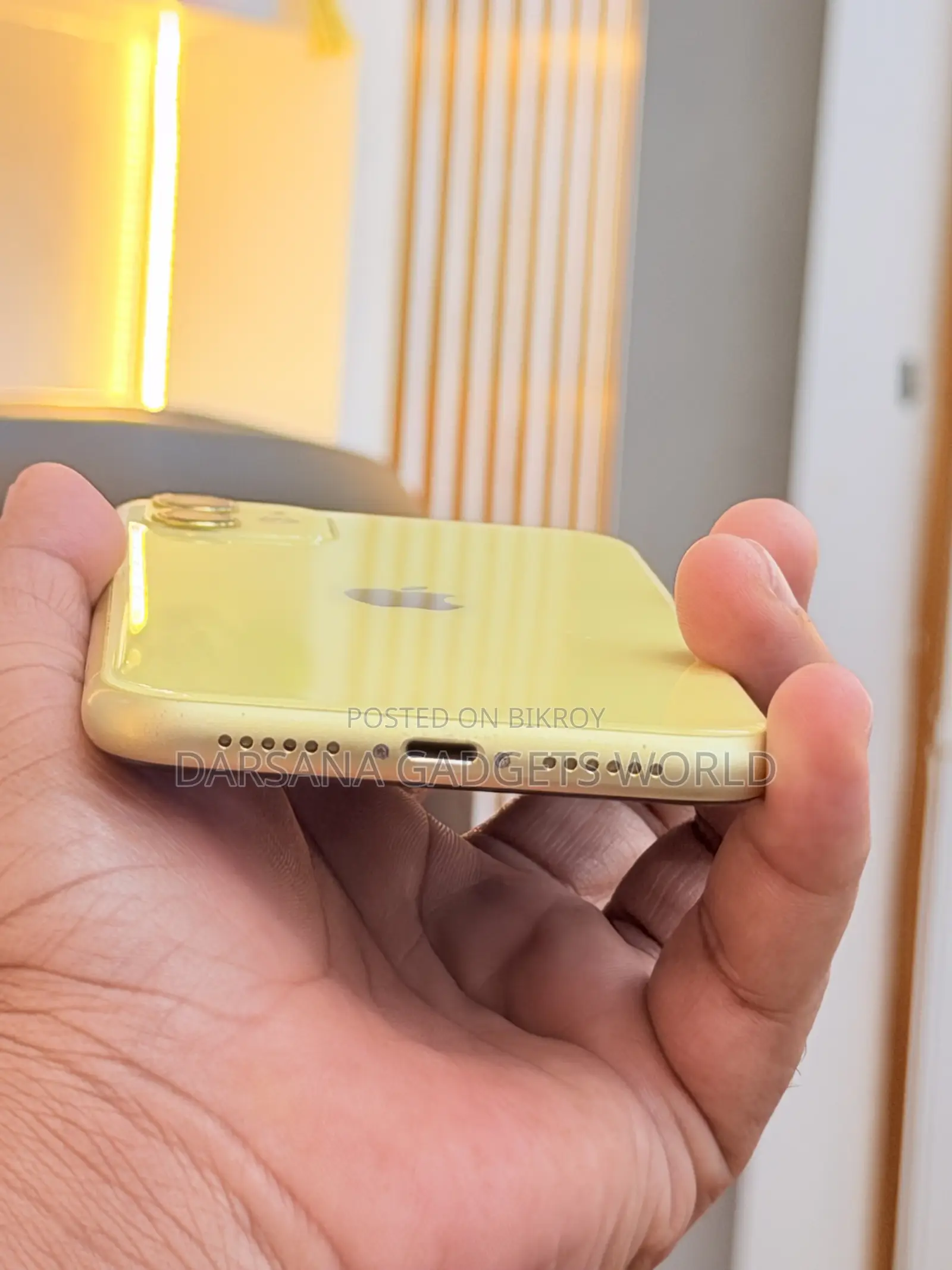 Apple iPhone 11 128 GB Yellow