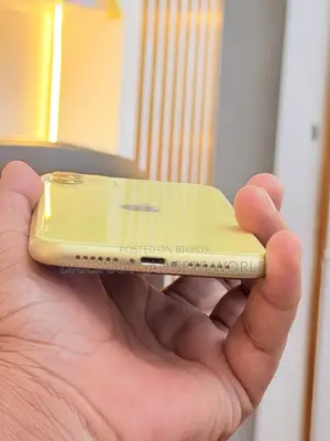 Apple iPhone 11 128 GB Yellow
