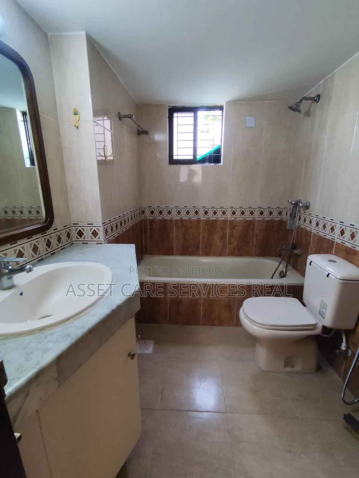 4 Bedroom Duplex in Gulshan for rent