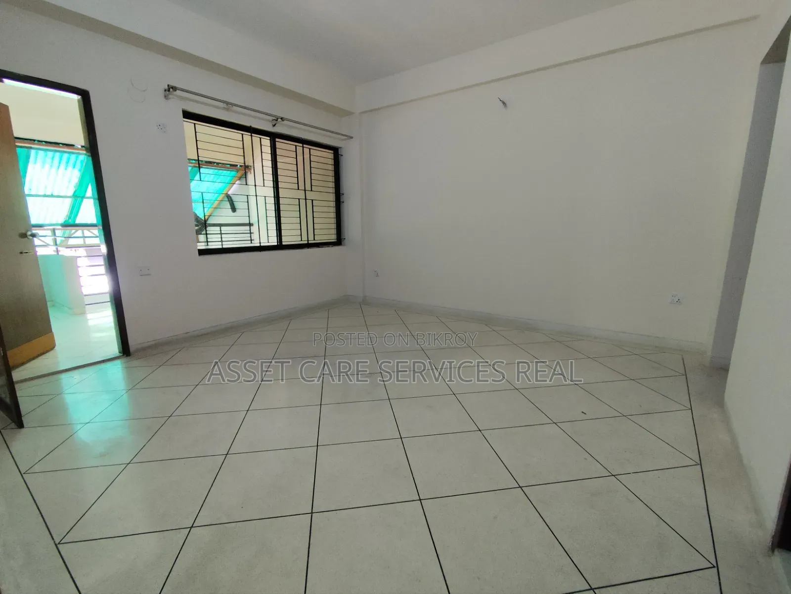 4 Bedroom Duplex in Gulshan for rent